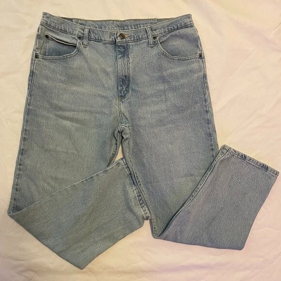 Wrangler Premium Quality Light Wash Straight Leg Mens Denim Jeans Size 36X30 - Picture 1 of 8